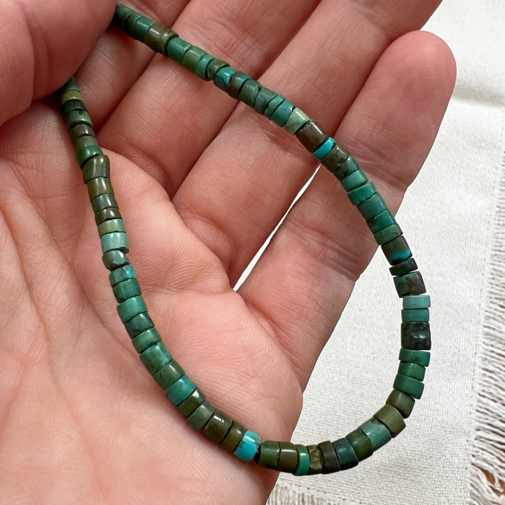 1970s TURQUOISE Heishi Vintage Southwestern Necklace 18” NOS Never Used! - Picture 3 of 5